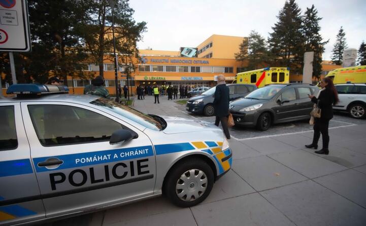 repubblica ceca sparatoria in ospedale