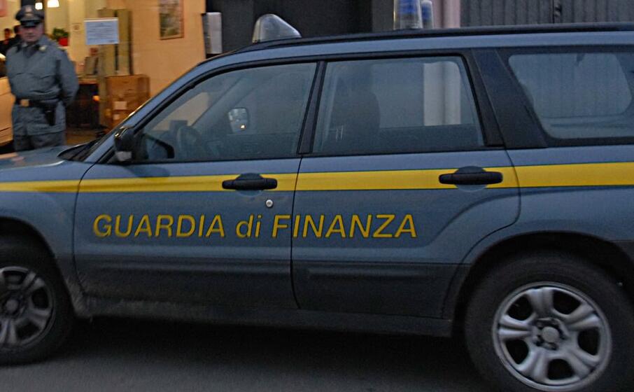 guardia di finanza (archivio l unione sarda chergia)