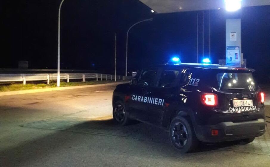 i militari sul posto (foto carabinieri)