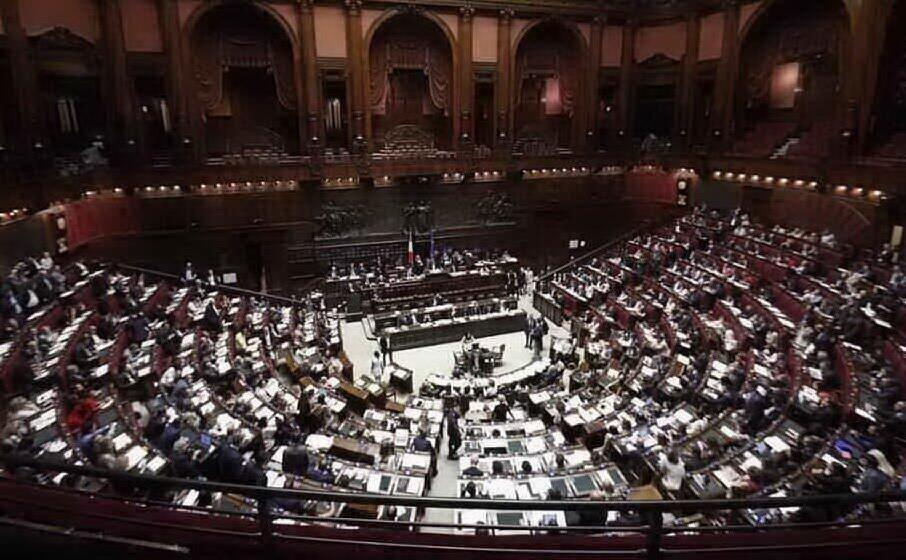 il parlamento (archivio l unione sarda)