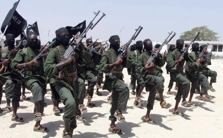 miliziani di al shabaab (archivio l unione sarda)