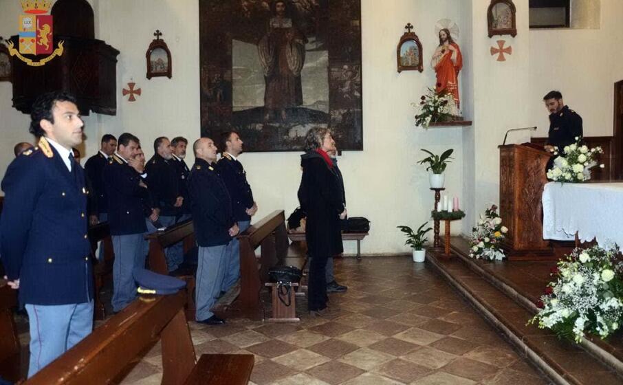 un momento del precetto natalizio (foto polizia)