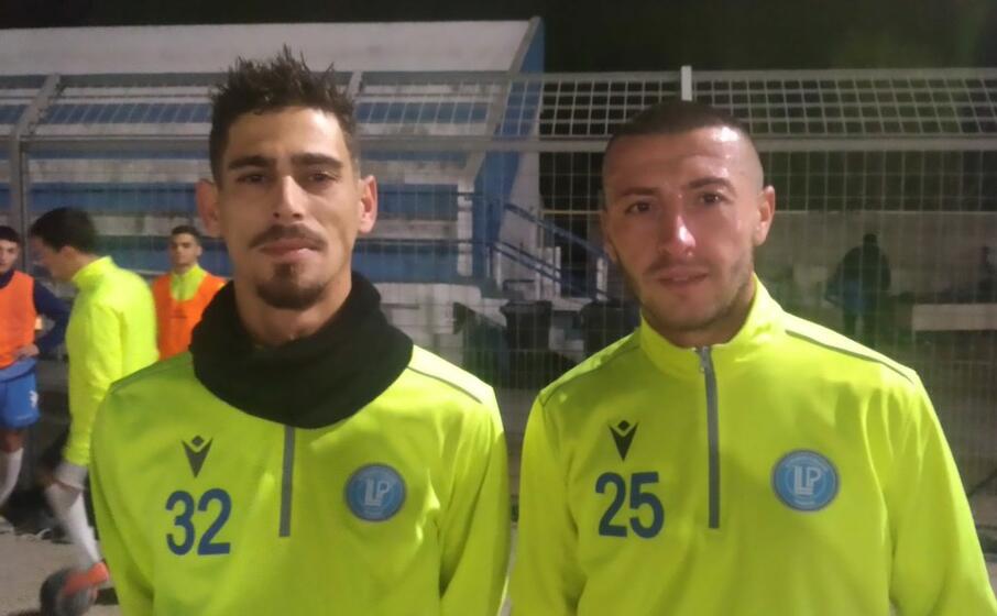 i due nuovi acquisti del li punti calcio luca ruggiu (a sinistra) e giuseppe silvetti (foto l unione sarda tellini)