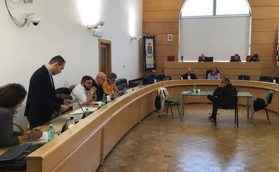 il voto in aula (foto pala)