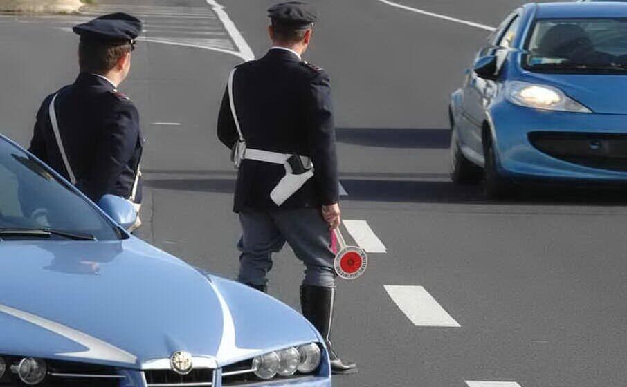 polizia stradale (archivio l unione sarda)