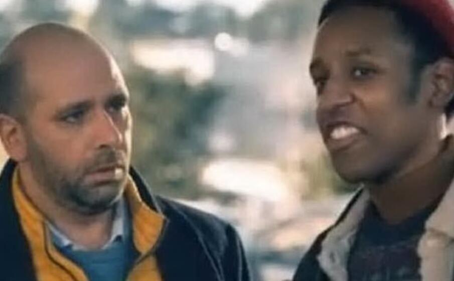 un immagine dal videoclip (foto da frame video)