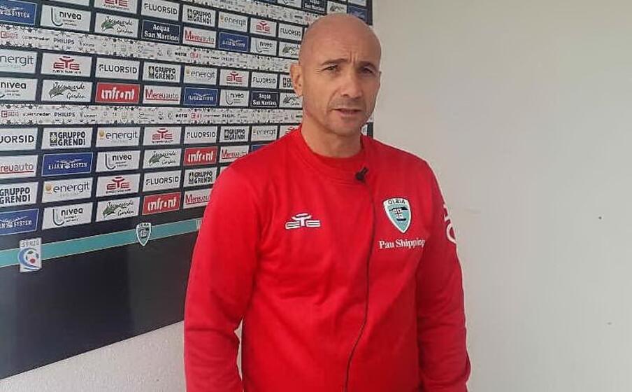 l allenatore dell olbia oscar brevi (foto ilenia giagnoni)