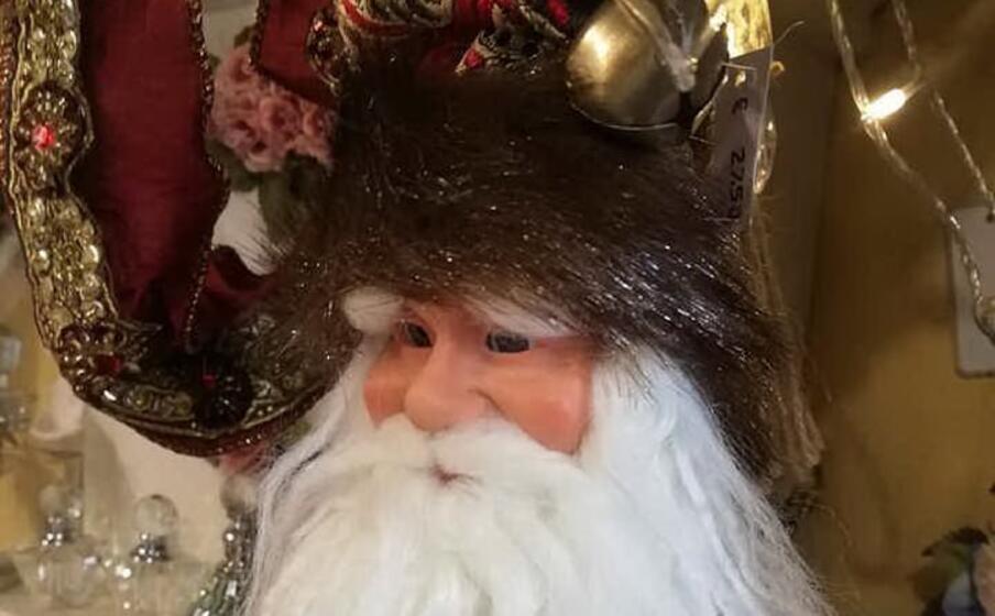 un babbo natale a casa olla (foto g daga)