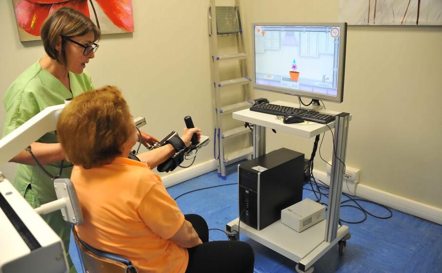 ermeo uno dei robot utilizzati per la riabilitazione (foto chergia)