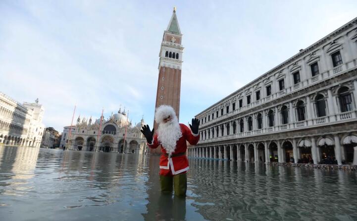 Tutti I Colori Del Natale Gli Scatti Dal Mondo Lunione