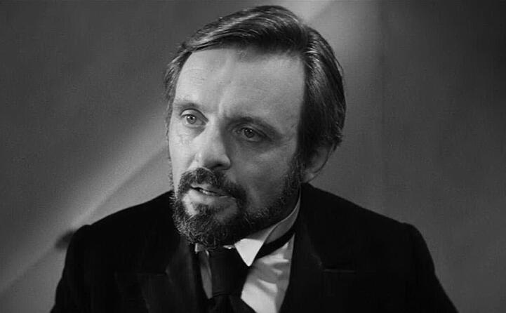 ha lavorato con david lynch in the elephant man (foto imdb)
