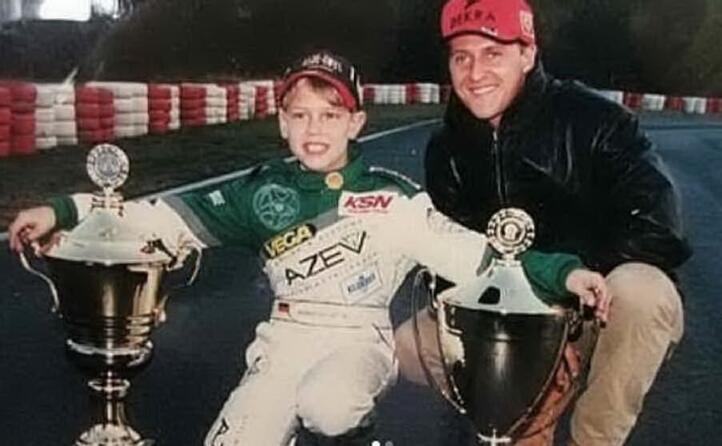 con un giovanissimo sebastian vettel (foto instagram)