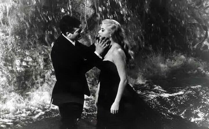marcello mastroianni e anita ekberg