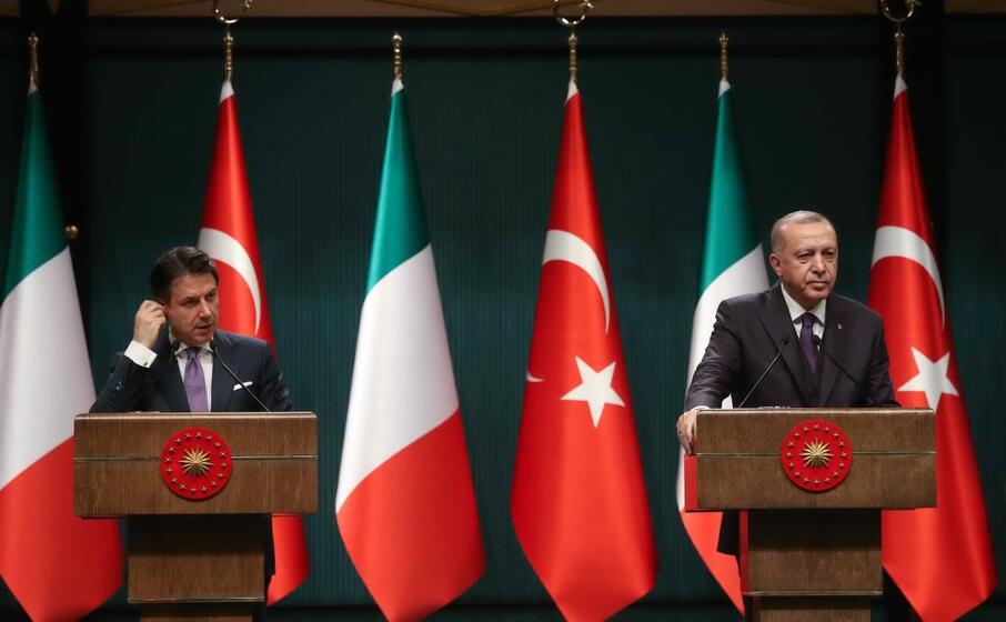 conte ad ankara col presidente turco erdogan (ansa)