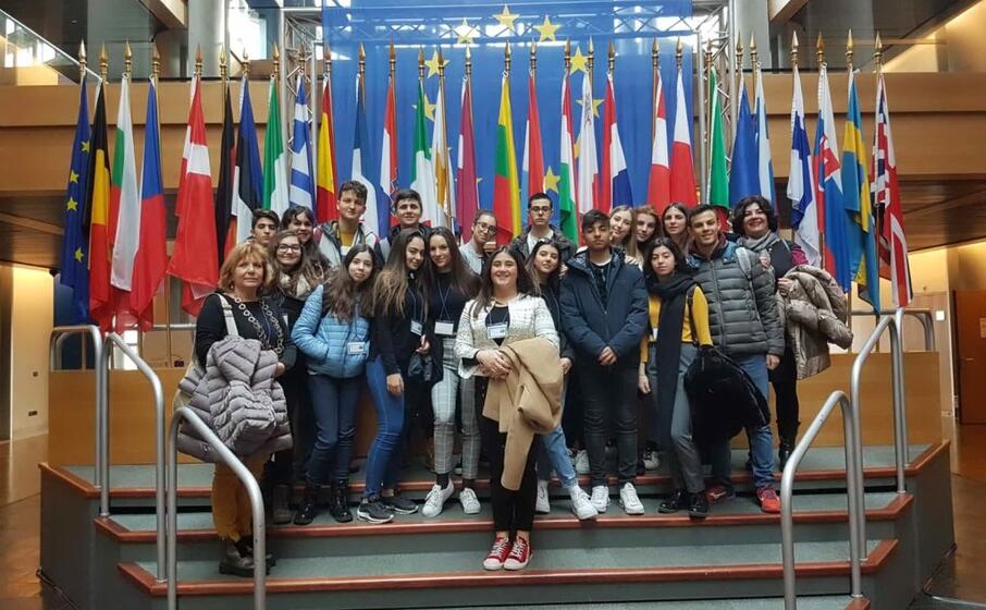 la terza f del liceo classico europeo a strasburgo (foto dal sito della scuola)