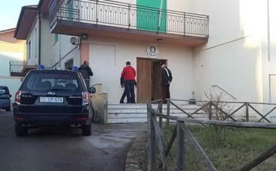 la casa davanti alla quale avvenuto l omicidio (ansa)