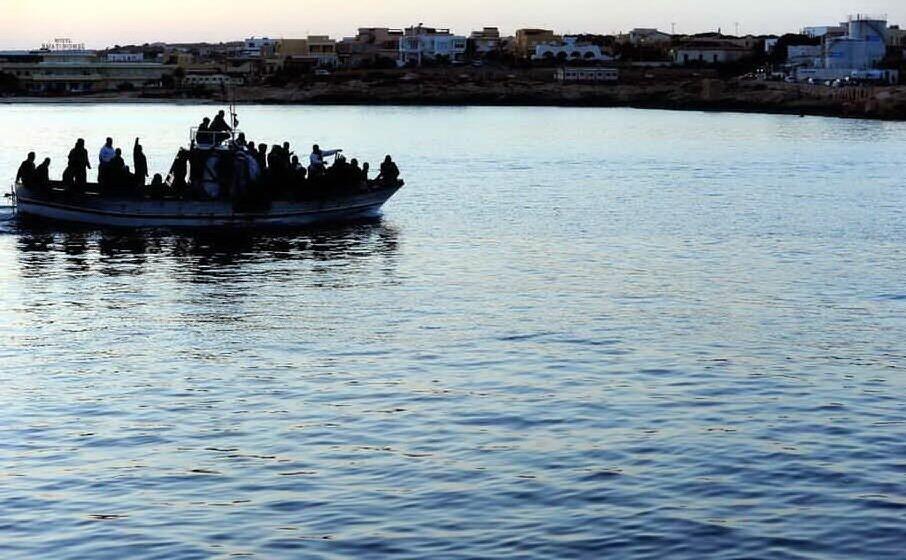 migranti (archivio l unione sarda)