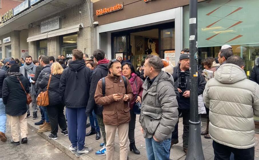 sostenitori di salvini a casalecchio (ansa)