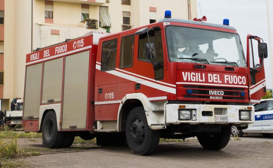 vigili del fuoco (archivio l unione sarda murru)