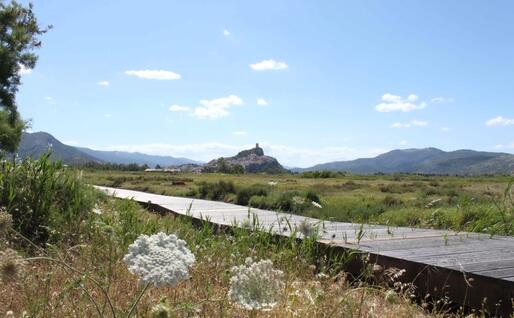 Passerella sopraelevata a Posada (foto Orunesu)