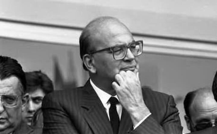 accaddeoggi 19 gennaio 2000 muore bettino craxi