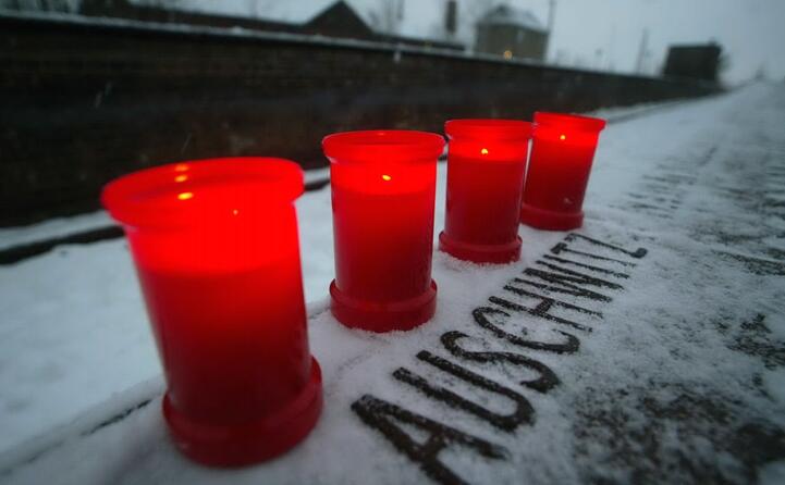 una celebrazione in memoria delle vittime della shoah