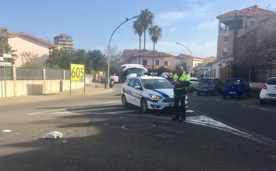 Incidente tra auto e scooter a Oristano, un ferito portato al San