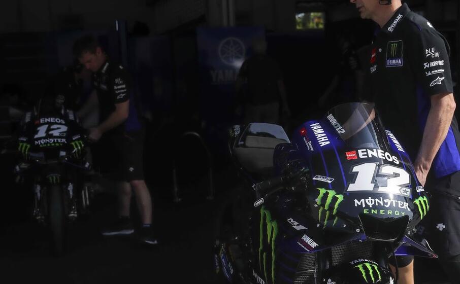 la prima guida sar maverick vinales