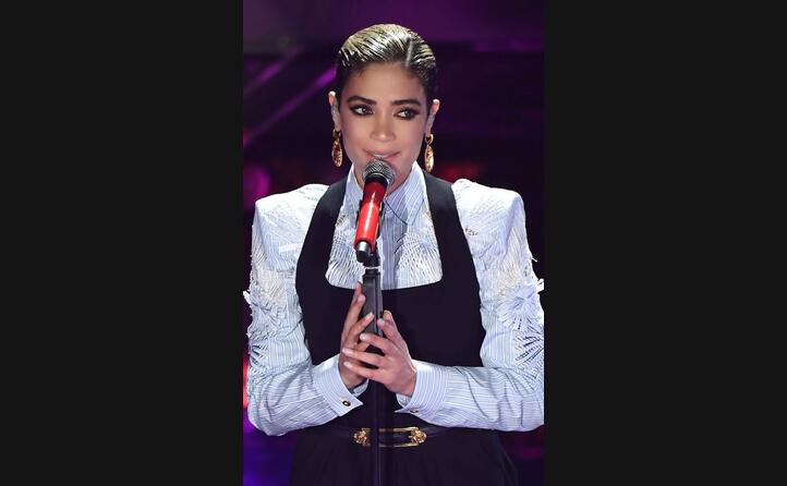 nella serata delle cover (ansa ettore ferrari)