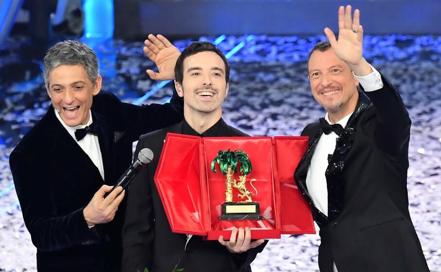 diodato insieme a fiorello e amadeus (ansa ferrari)