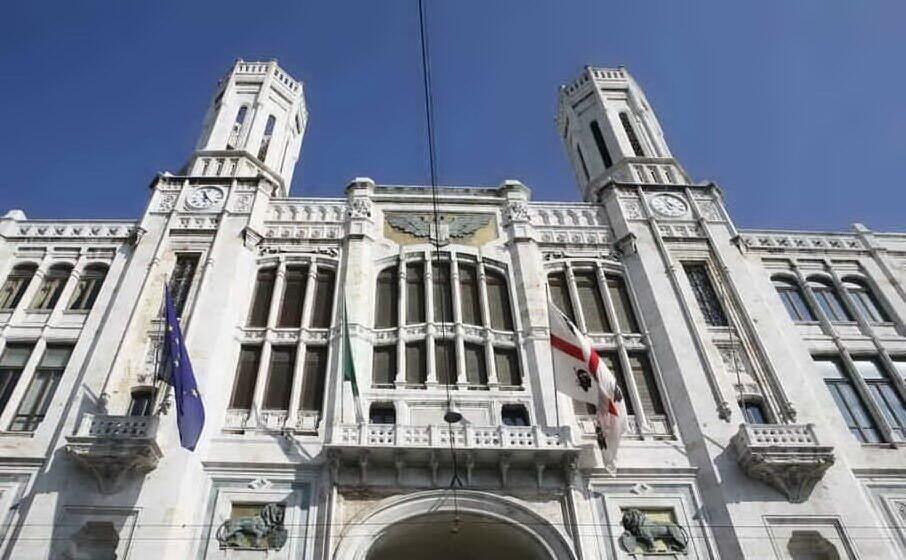 il palazzo del municipio di cagliari (archivio l unione sarda)