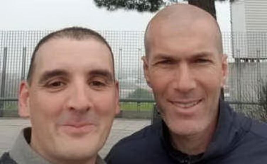 il selfie (foto facebook)