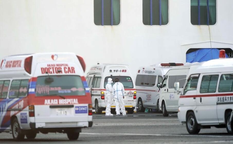 ambulanze sul piazzale
