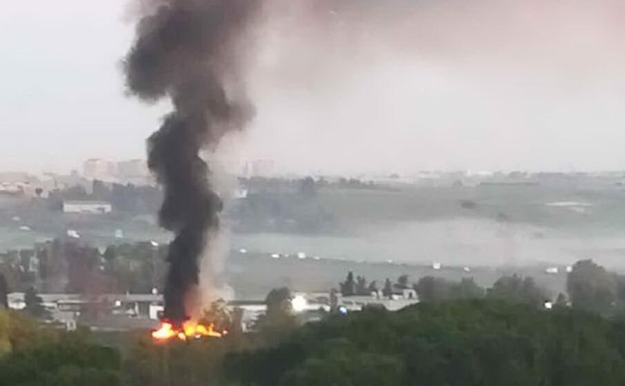 l incendio di stamattina (foto l unione sarda)