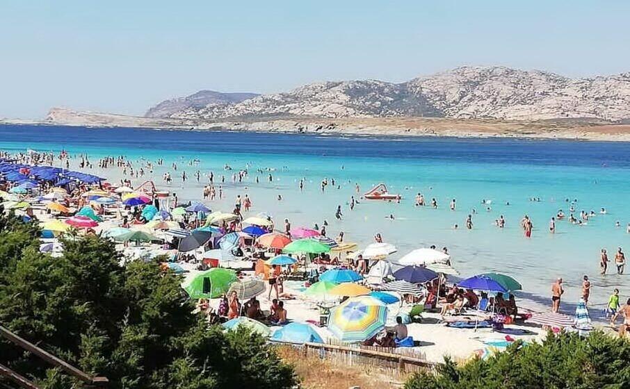 la spiaggia della pelosa (archivio us)