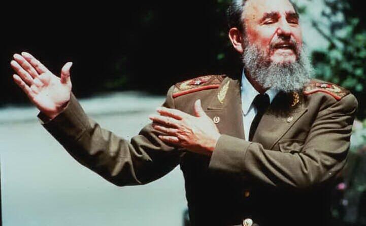 accaddeoggi il 19 febbraio del 2008 fidel castro annuncia il suo ritiro