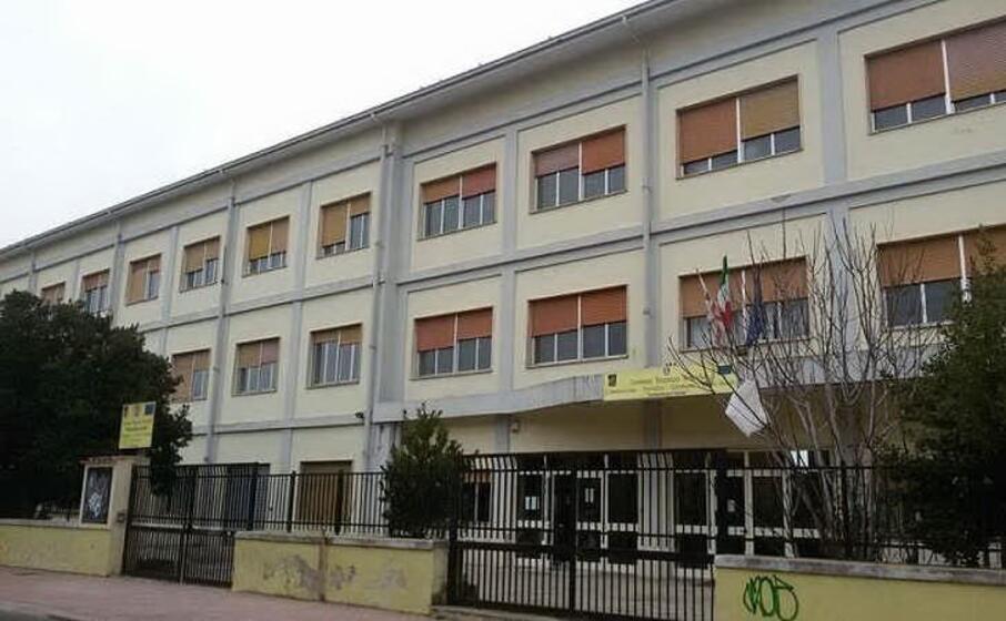 l istituto tecnico satta di macomer (foto alessandra nachira)
