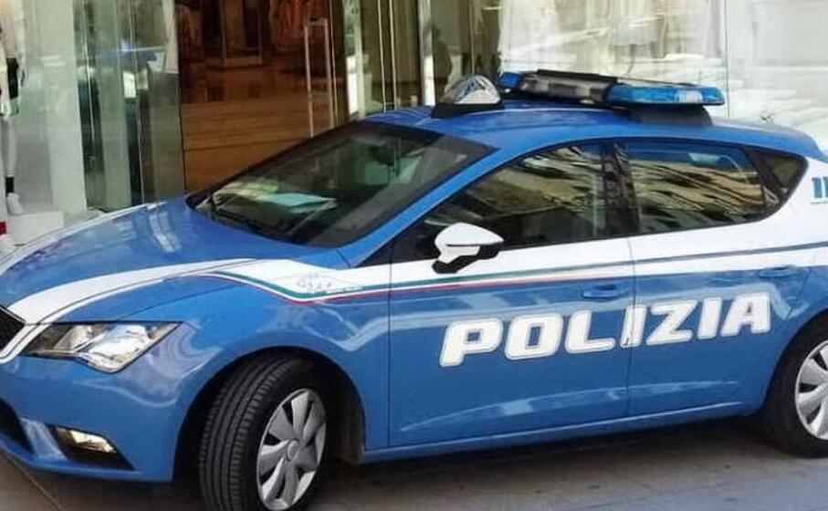 una volante (archivio l unione sarda)