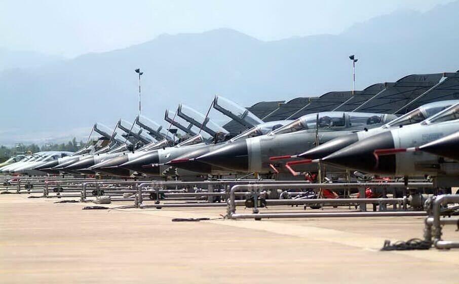 la base militare aeronautica di decimomannu (archivio us)