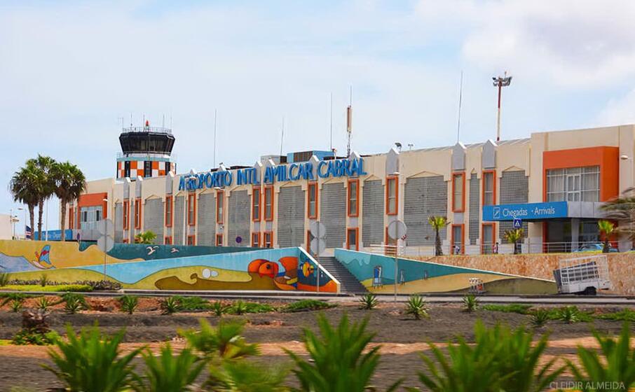 l amilcar cabral principale aeroporto di capo verde (wikipedia)