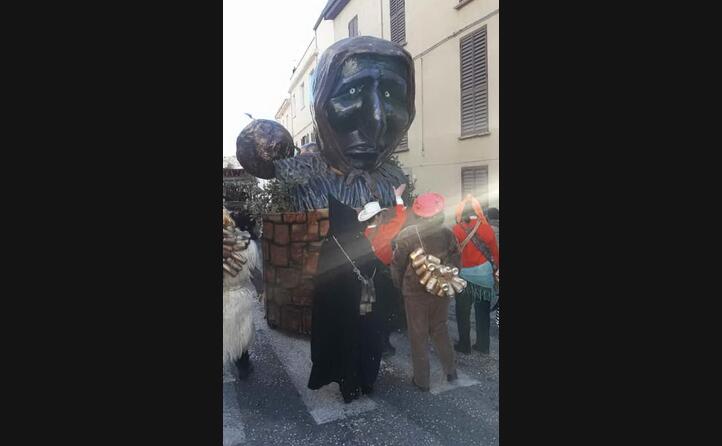 festa tra le strade di mamoiada foto di cozzanu salvai
