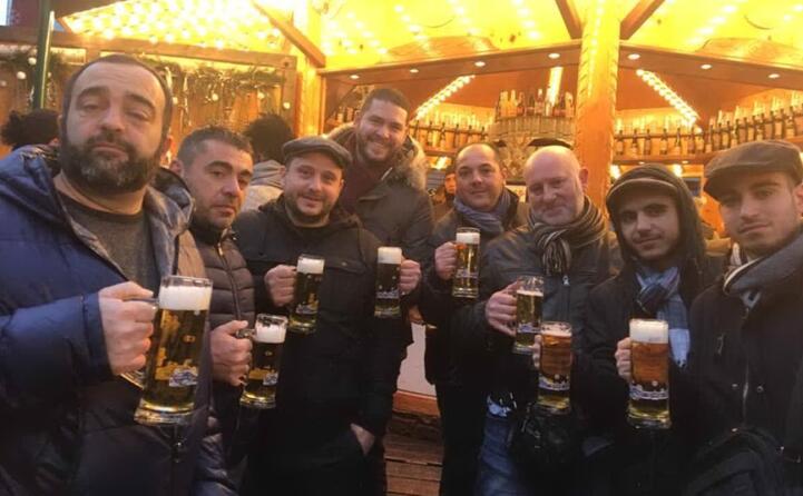 gli amici del coro voches e ammentos di galtell in tourn e a stoccarda in germania