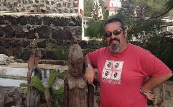 marco onidi di guspini e residente a pescara in senegal