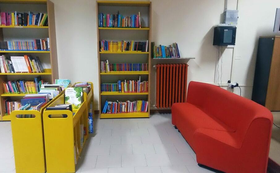 la biblioteca di baressa (foto a pintori)