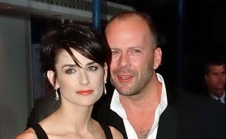 in passato stato legato all attrice demi moore da cui ha avuto tre figlie (archivio l unione sarda)