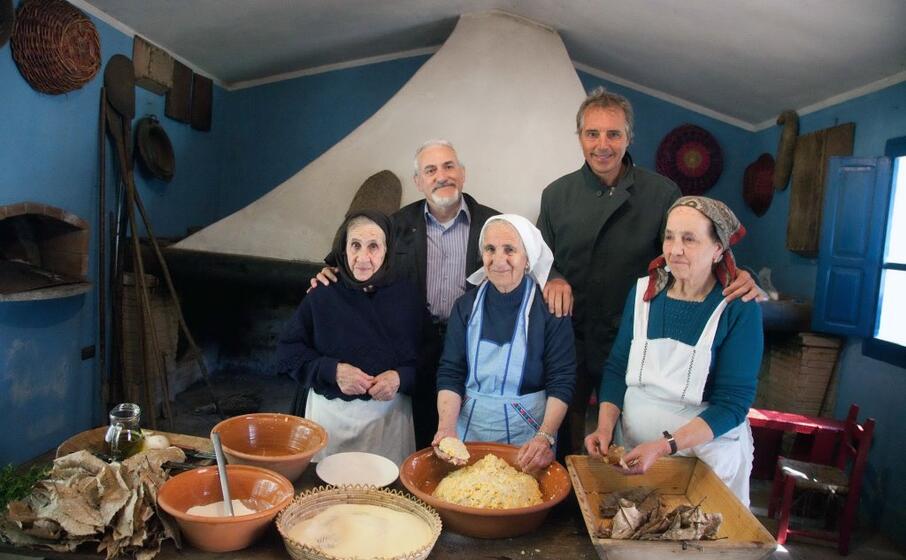 gianni pes e dan buettner durante una visita in ogliastra
