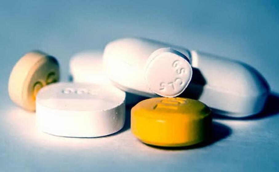 (farmaci (foto www pixabay com)