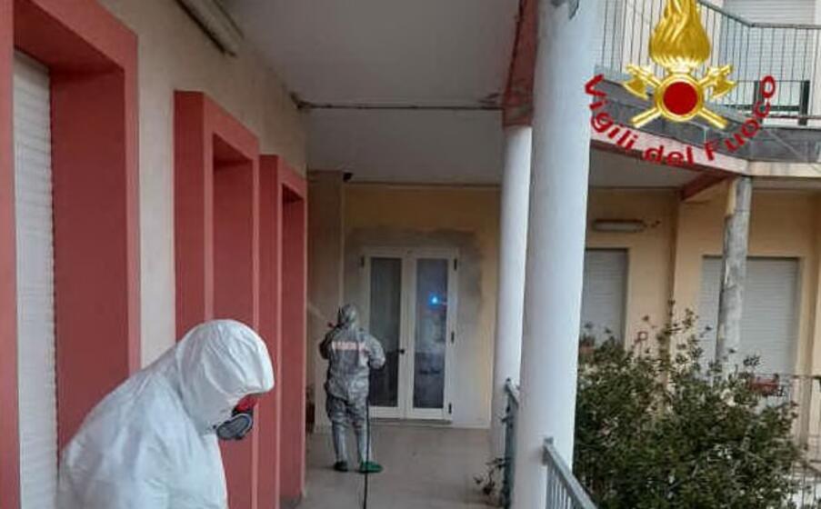 (foto vigili del fuoco)