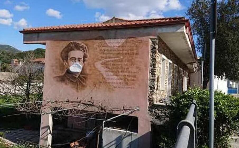 il murale (ansa)