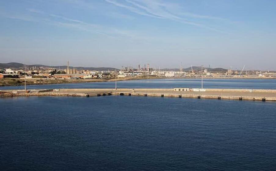 area industriale porto torres (pala)